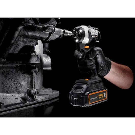 Dewalt - DCF85MP2T-QW ელ.სახრახნისი დარტყმით 18V