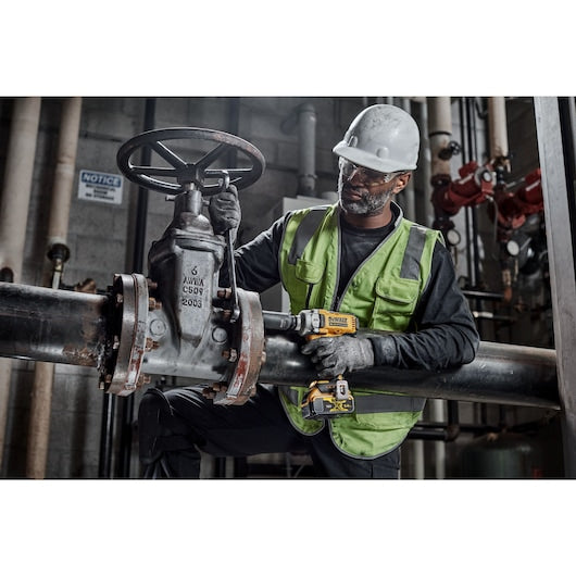 Dewalt DCF892P2T-QW ხრახნმჭერი ელემენტზე 18V XR 1/2 TorqueWrench DP T