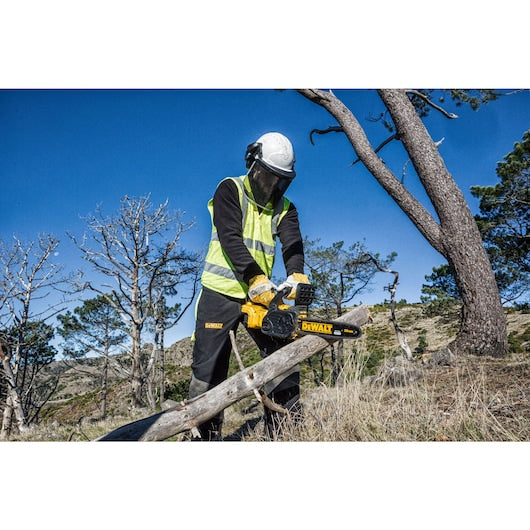 Dewalt DCM565P1-QW ელ. ხერხი ელემენტზე 18V 1X5.0Ah