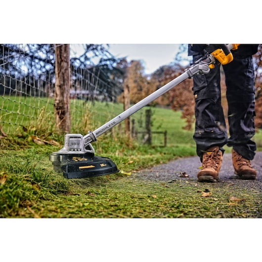 Dewalt DCMST561P1-QW ტრიმერი ელემენტზე 18V