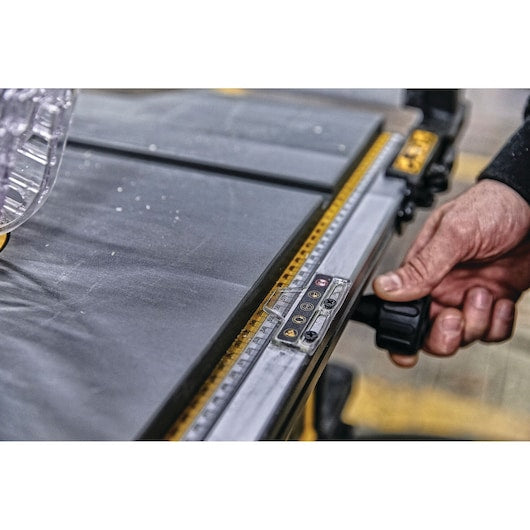 Dewalt - DWE7492-QS ცირკული ხერხი მაგიდით 250mm 2000W